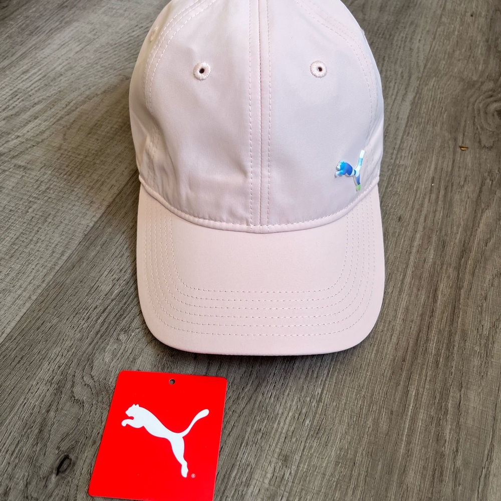 Puma Whisper Adjustable
Baseball Cap